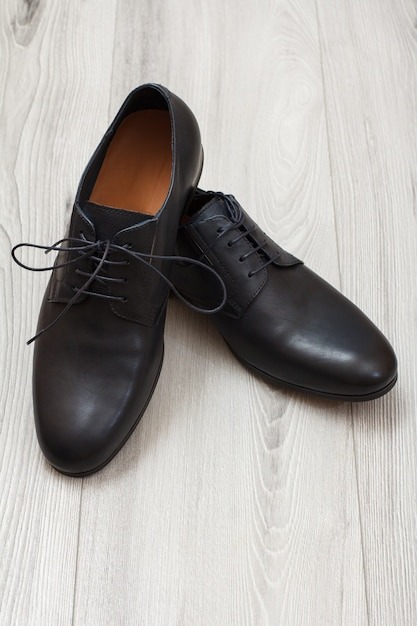 pair black leather men s shoes g